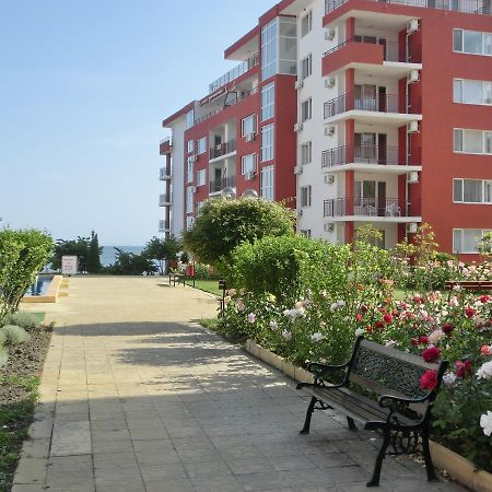 Sea View Panorama Apartment On Complex With Pools And Beach, Sveti Vlas Ngoại thất bức ảnh