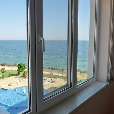 Sea View Panorama Apartment On Complex With Pools And Beach, Sveti Vlas Ngoại thất bức ảnh