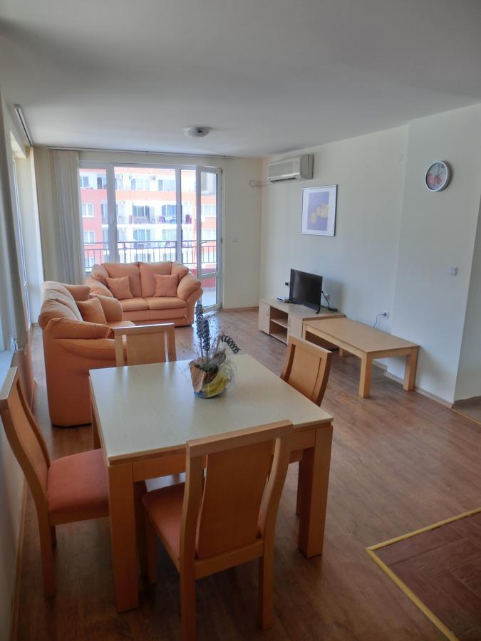 Sea View Panorama Apartment On Complex With Pools And Beach, Sveti Vlas Ngoại thất bức ảnh