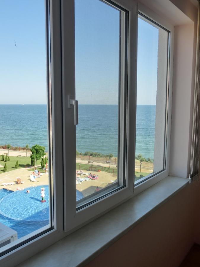 Sea View Panorama Apartment On Complex With Pools And Beach, Sveti Vlas Ngoại thất bức ảnh